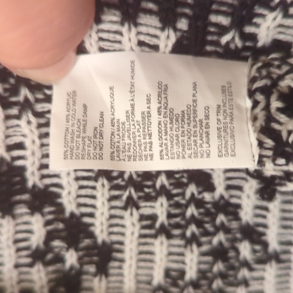 Women's RD Style Black and White Geometric Printed Poncho Style Cardigan, Size M - Picture 4 of 9